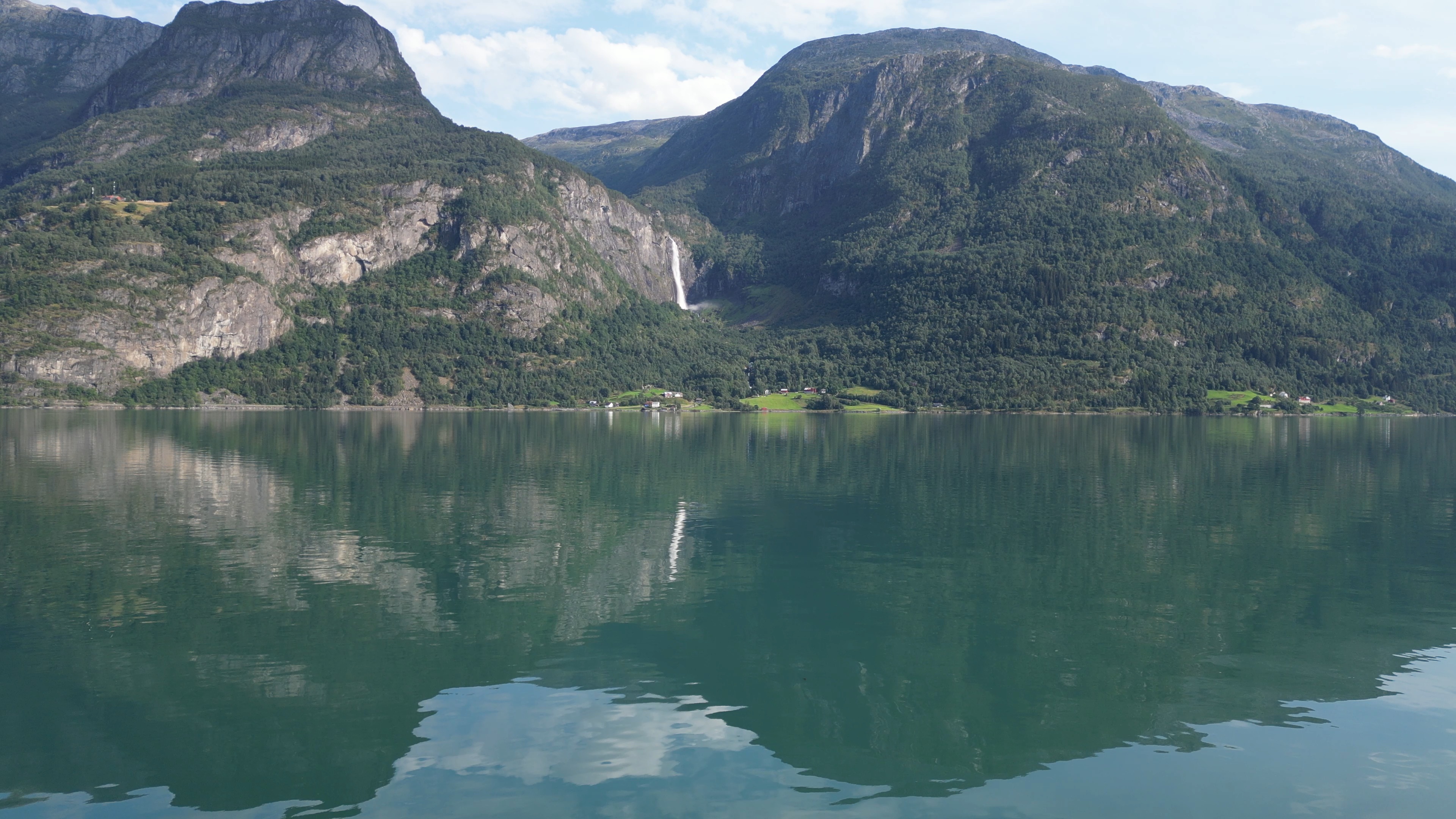 Cascada Noruega